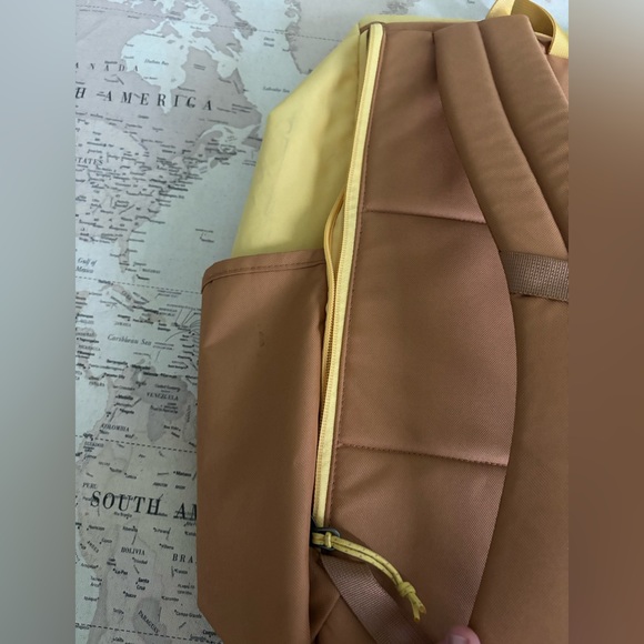 Patagonia Arbor Roll Top Backpack | Roll Top Gold/Brown 30L - Picture 5 of 16